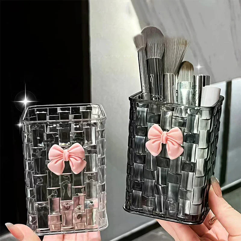 Desktop Pen Holder And Storage Box, Featuring A Bow Decoration And Storage Basket, Suitable For Storing Office Supplies